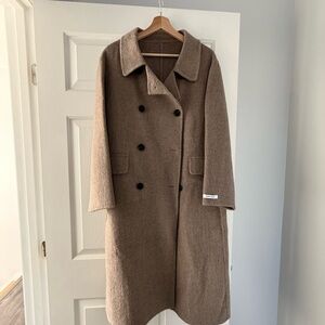 Elegant Brown Double-Breasted Women's Coat